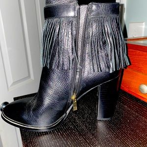 Ivanka Trump heels. Great condition never worn.